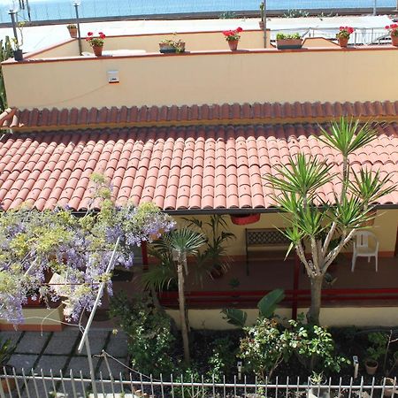 Domus Felix Bed & Breakfast Ercolano Ngoại thất bức ảnh